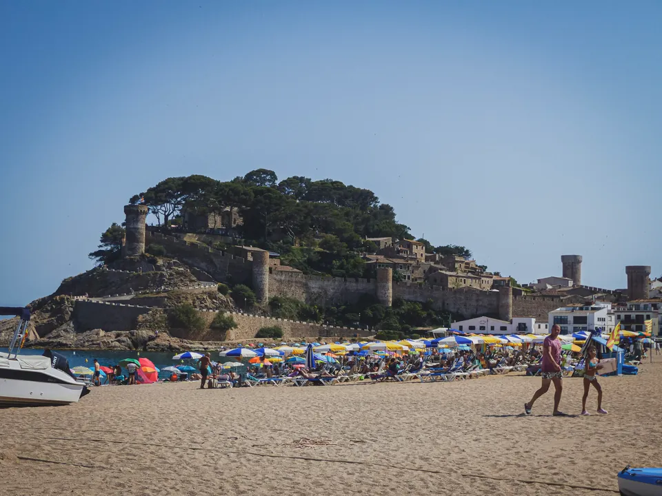 Playa y Vila Vella