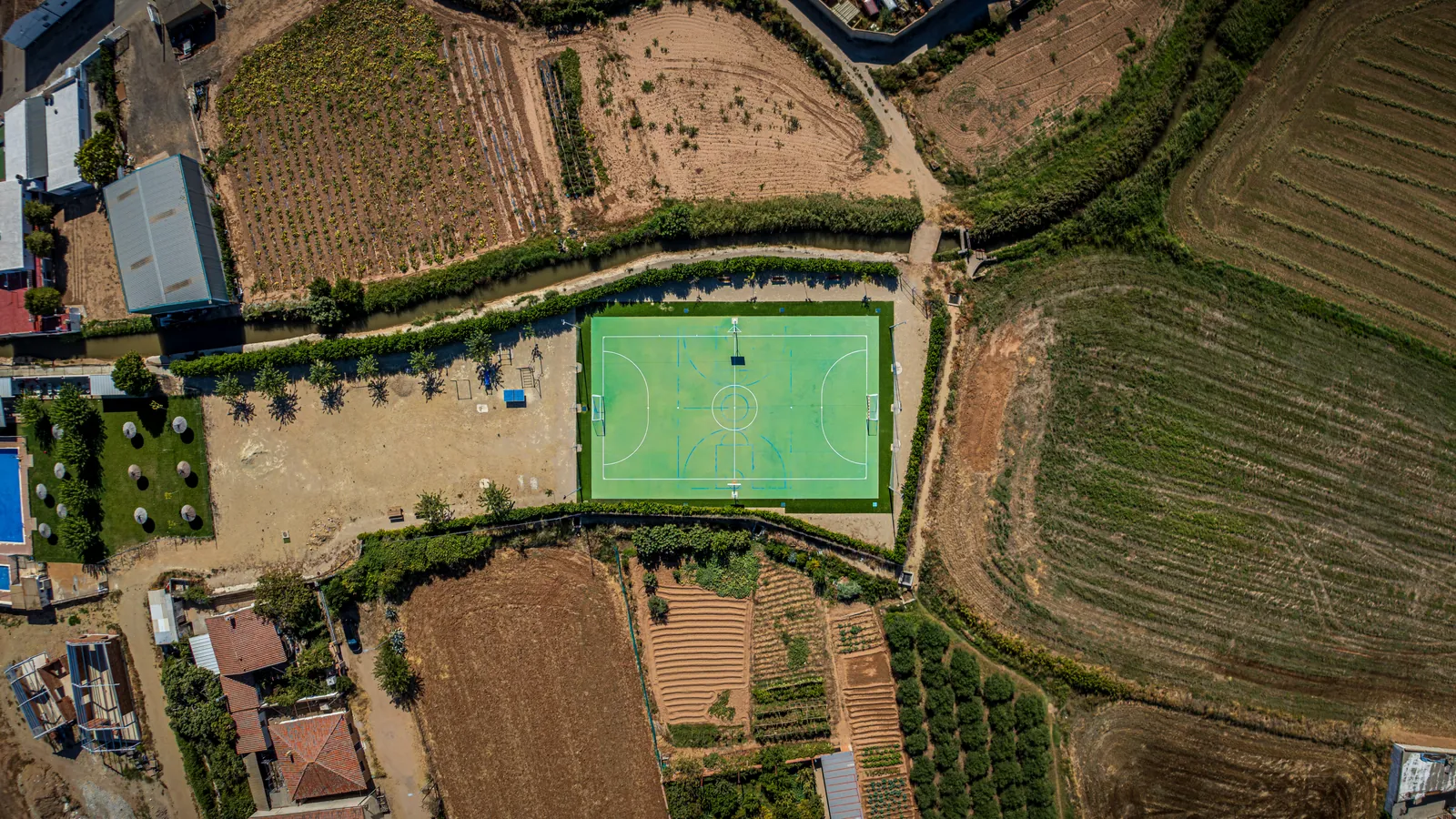 Huertas y pista