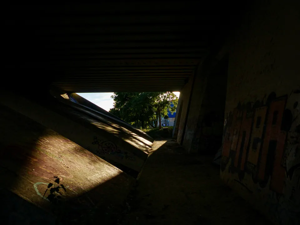 Túnel y grafiti